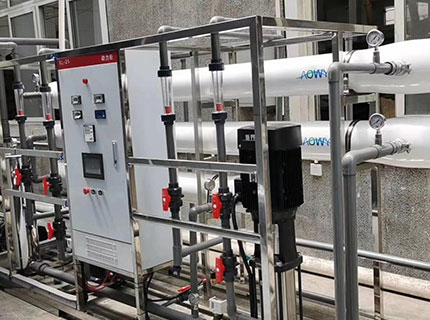 水(shuǐ)駐極熔噴布用水(shuǐ)設備